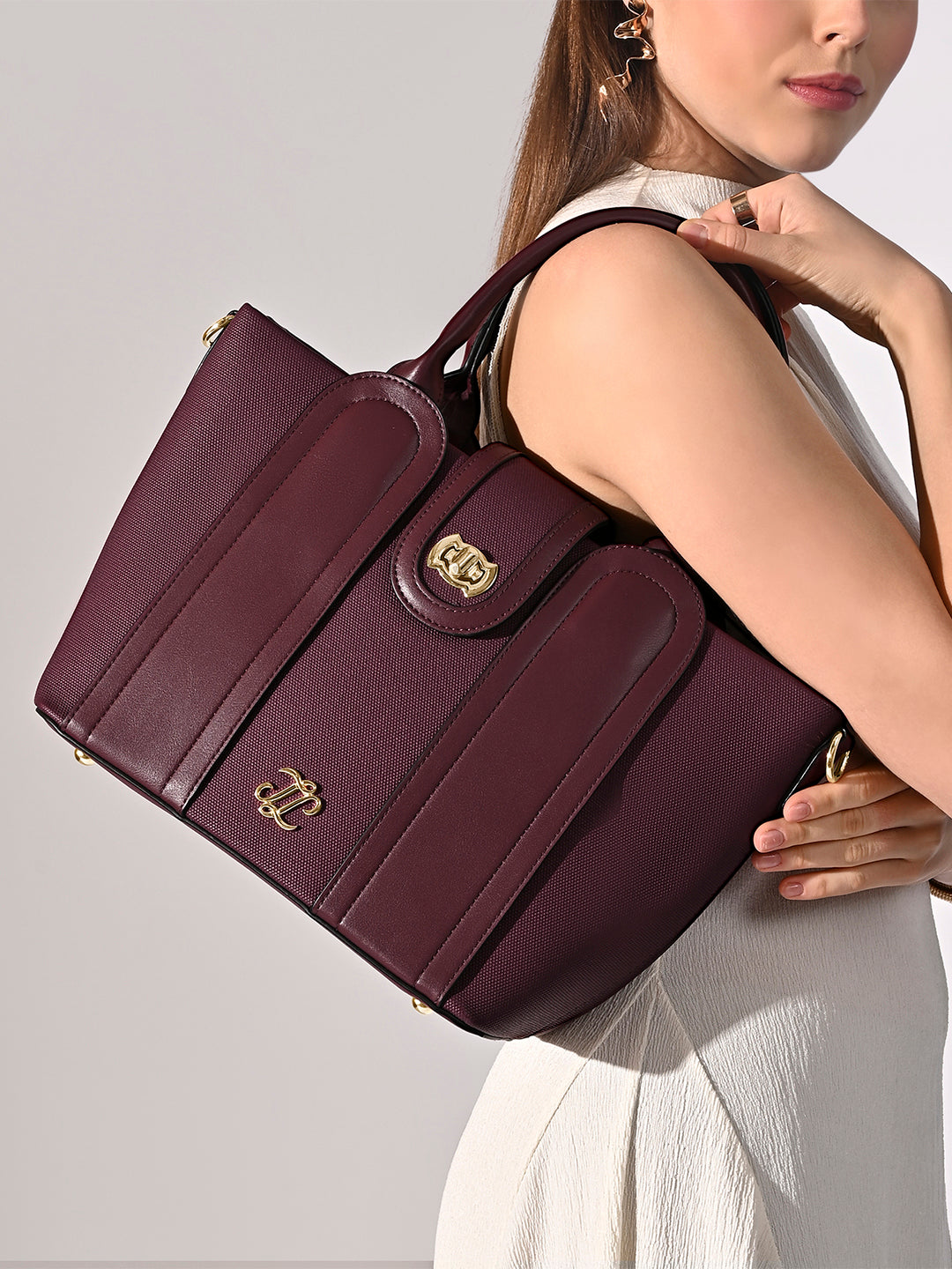 Canva Lock Large Satchel Bag Wine