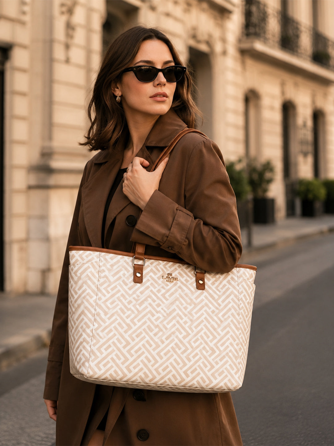Mono Ll Aldea Large Tote Bag