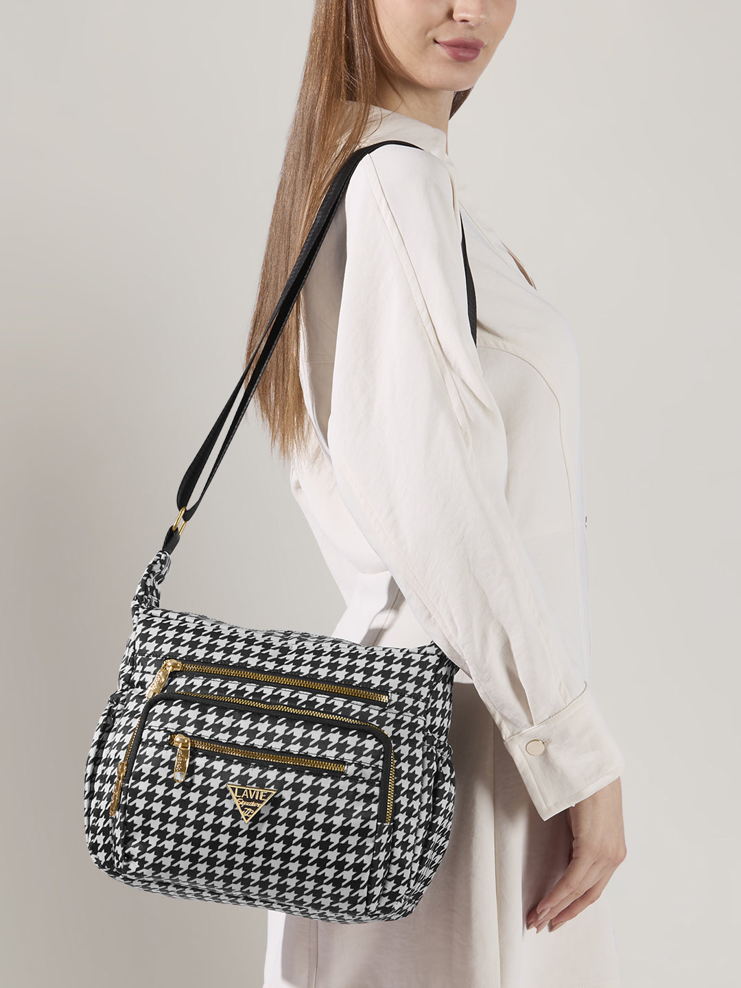 Tucson 7 Compartments Large Sling Bag