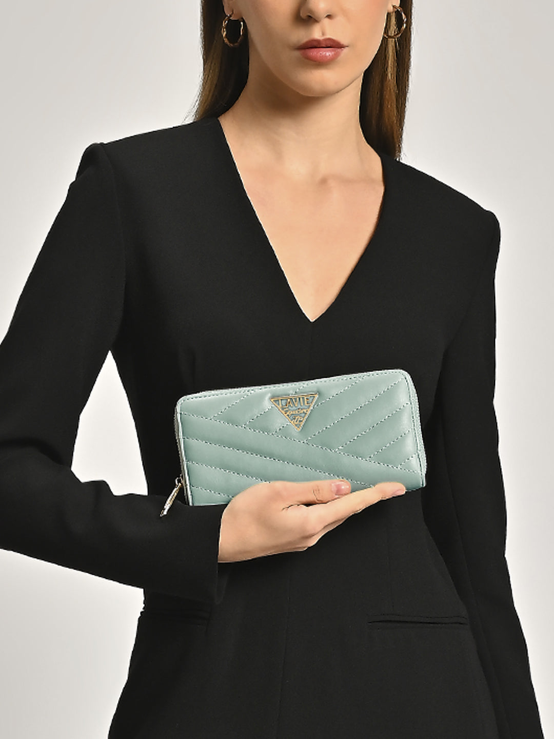 Quilt Berlin Zip Around Large Wallet