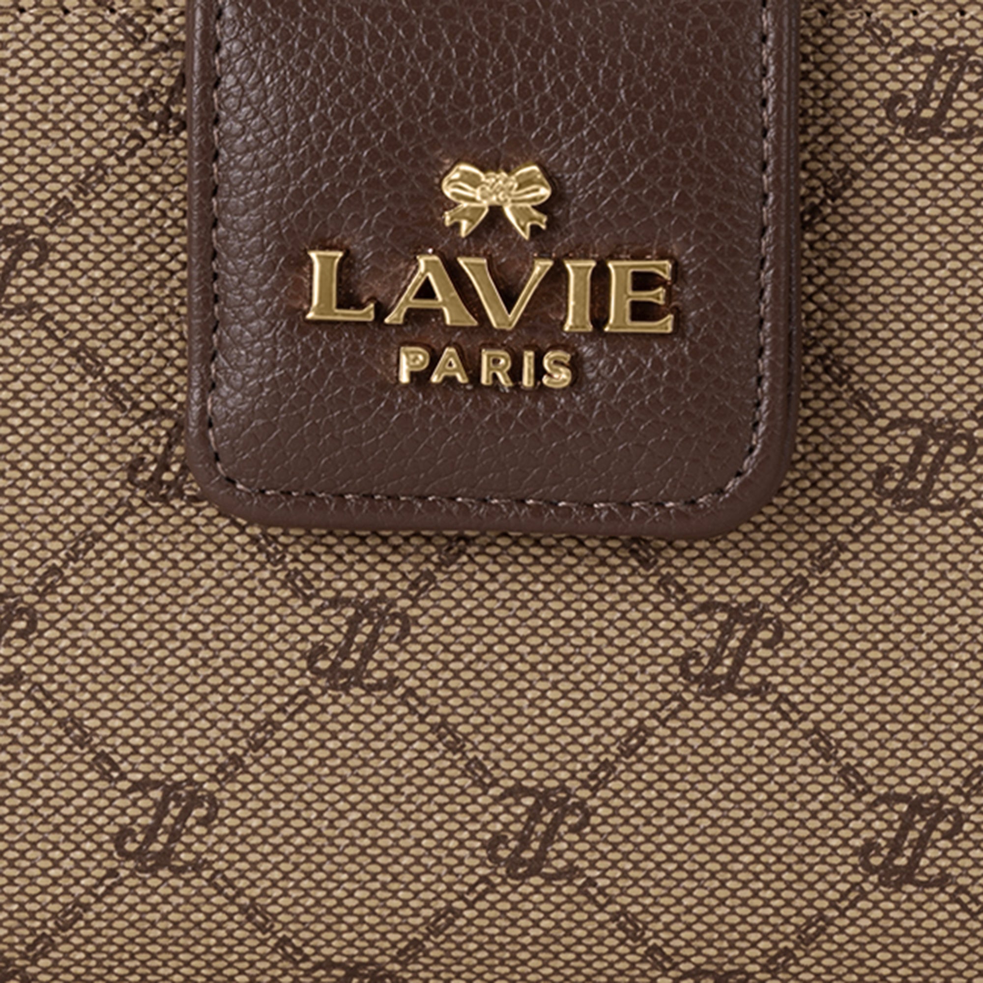 Mono Marie Bifold Zip Around Wallet Latte