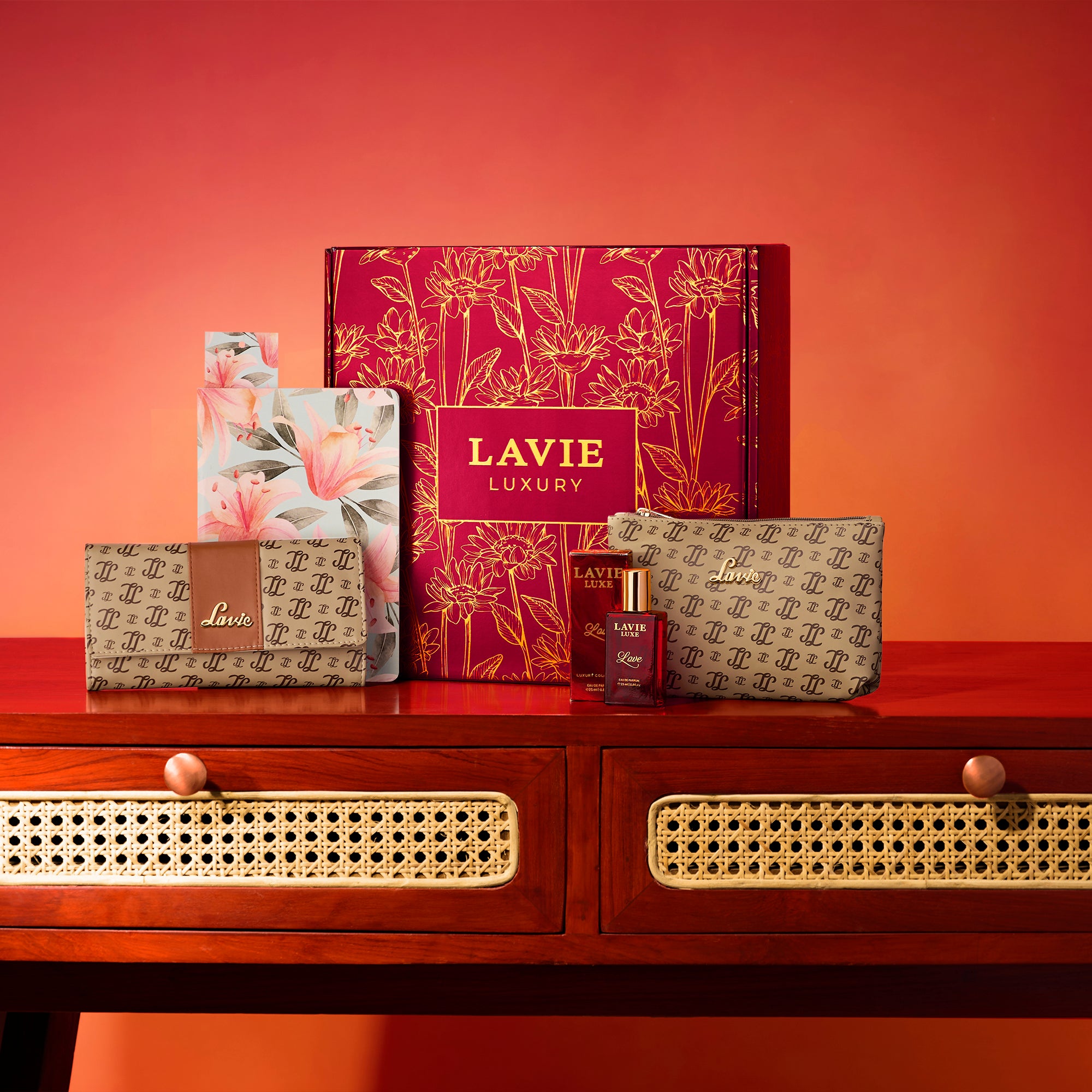 Scarlet Wallet 1 Women Giftset