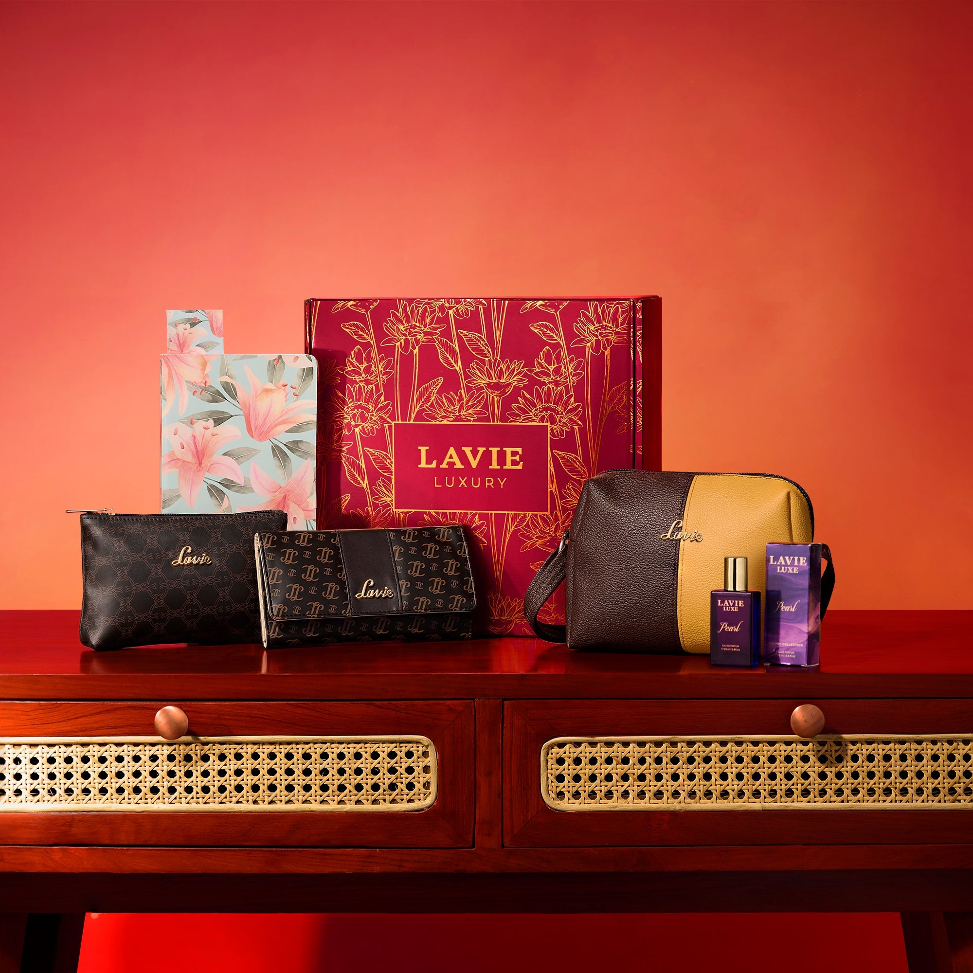 Scarlet SLG Wallet 1 Women Giftset