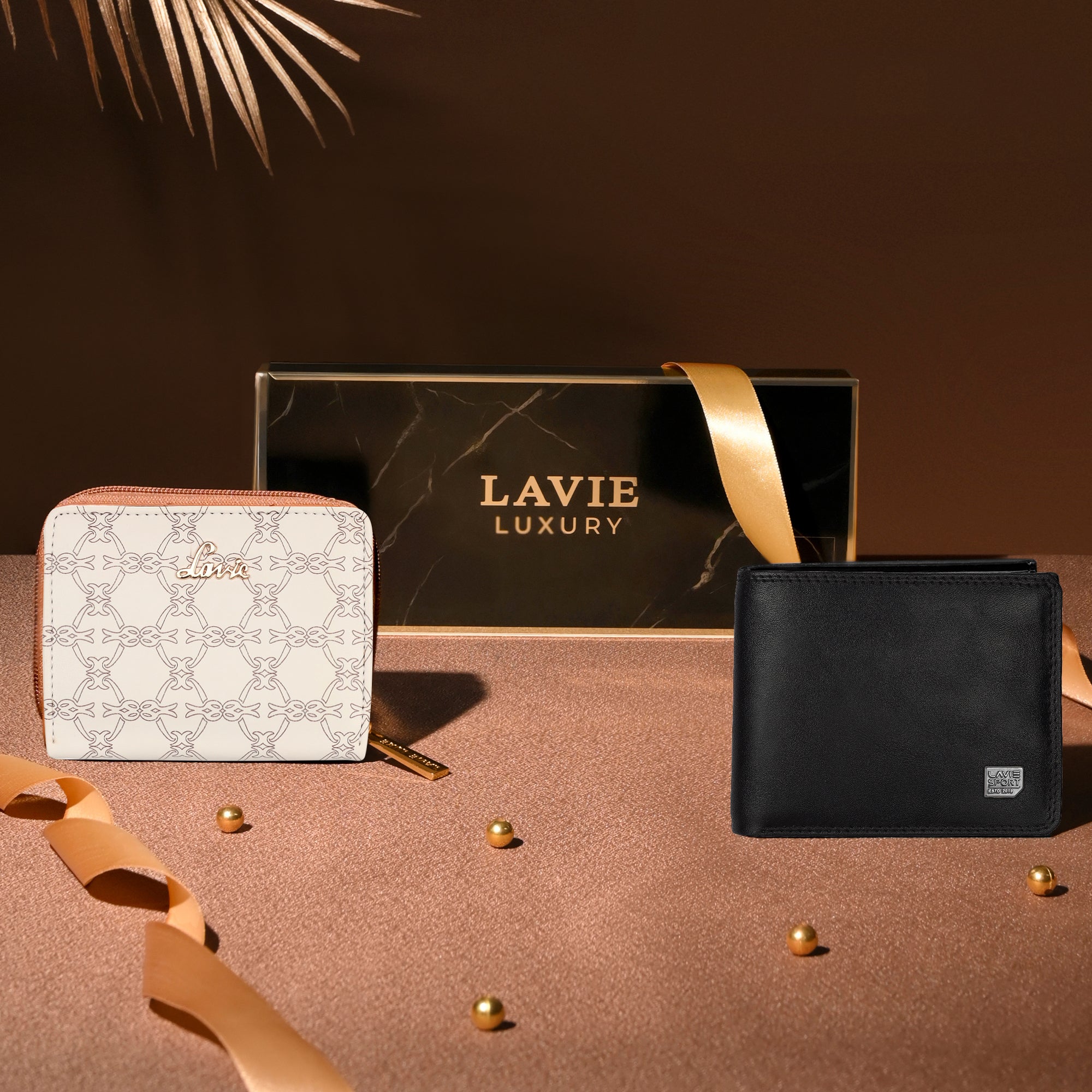 Women's and Men's Gift Box