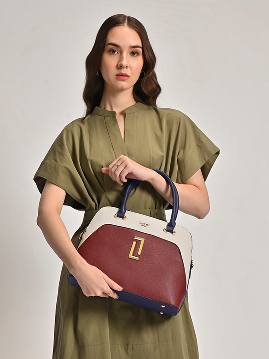 Valle25 Dome Medium Satchel Bag