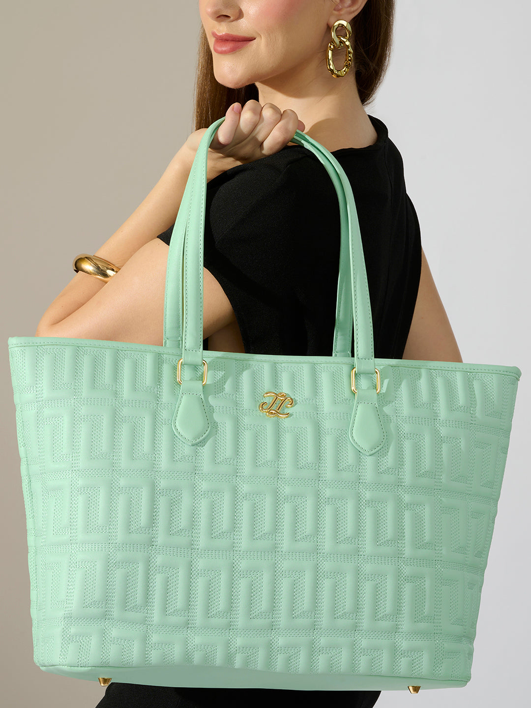 Buy Quilt Rota Extra Large Pro Handbag Blue Aura Online – Lavie World