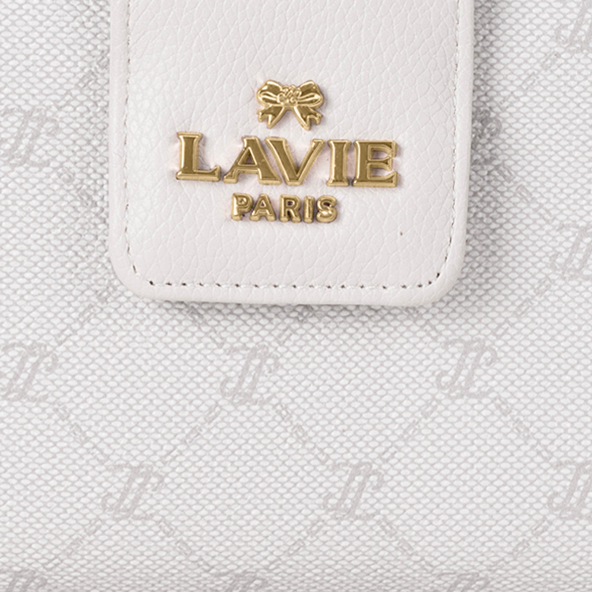 Mono Marie Bifold Zip Around Wallet Ivory